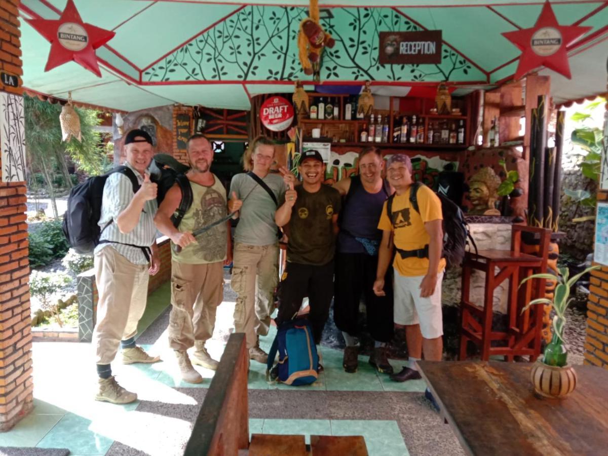 Lucky Bamboo'Bungalows-Resto And Orangutan Jungle Trekking Tours Bukit Lawang Ngoại thất bức ảnh