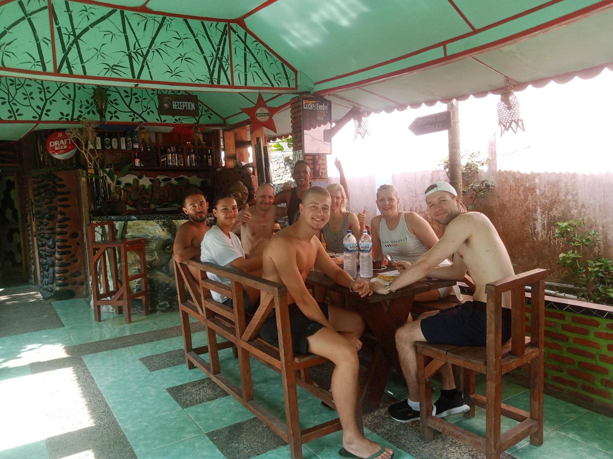 Lucky Bamboo'Bungalows-Resto And Orangutan Jungle Trekking Tours Bukit Lawang Ngoại thất bức ảnh